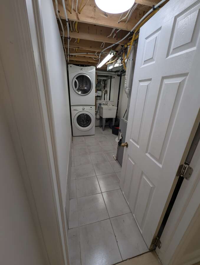 Laundry Room/Utility Room