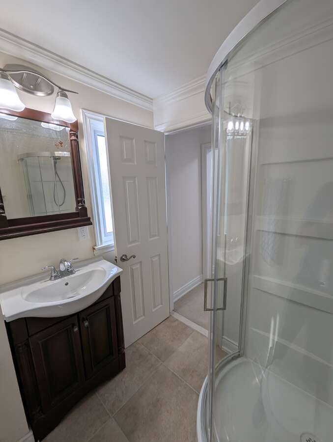 Upstairs 3pc Bathroom