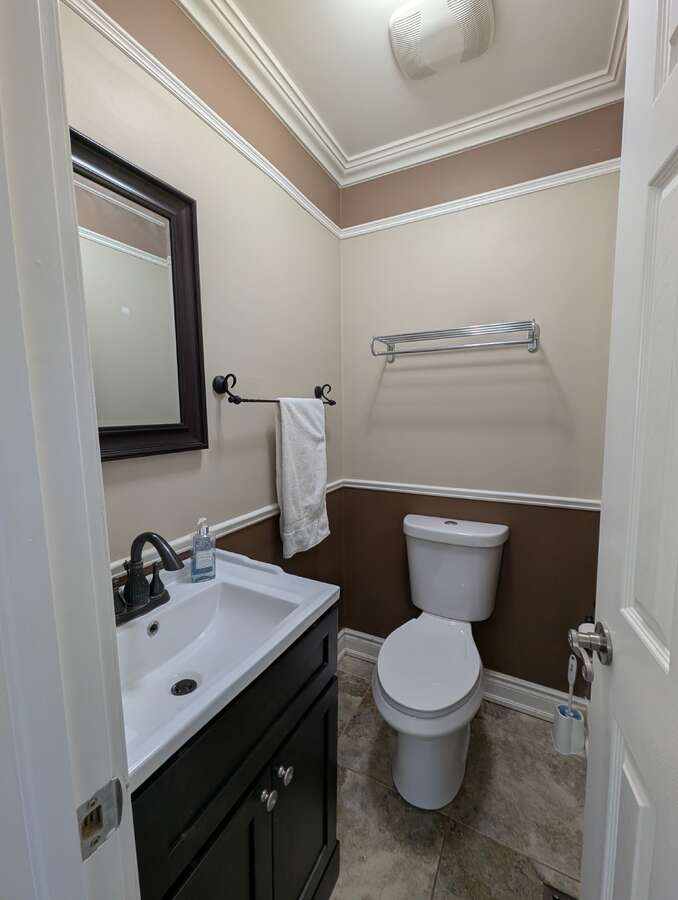 2pc Main floor Powder Room