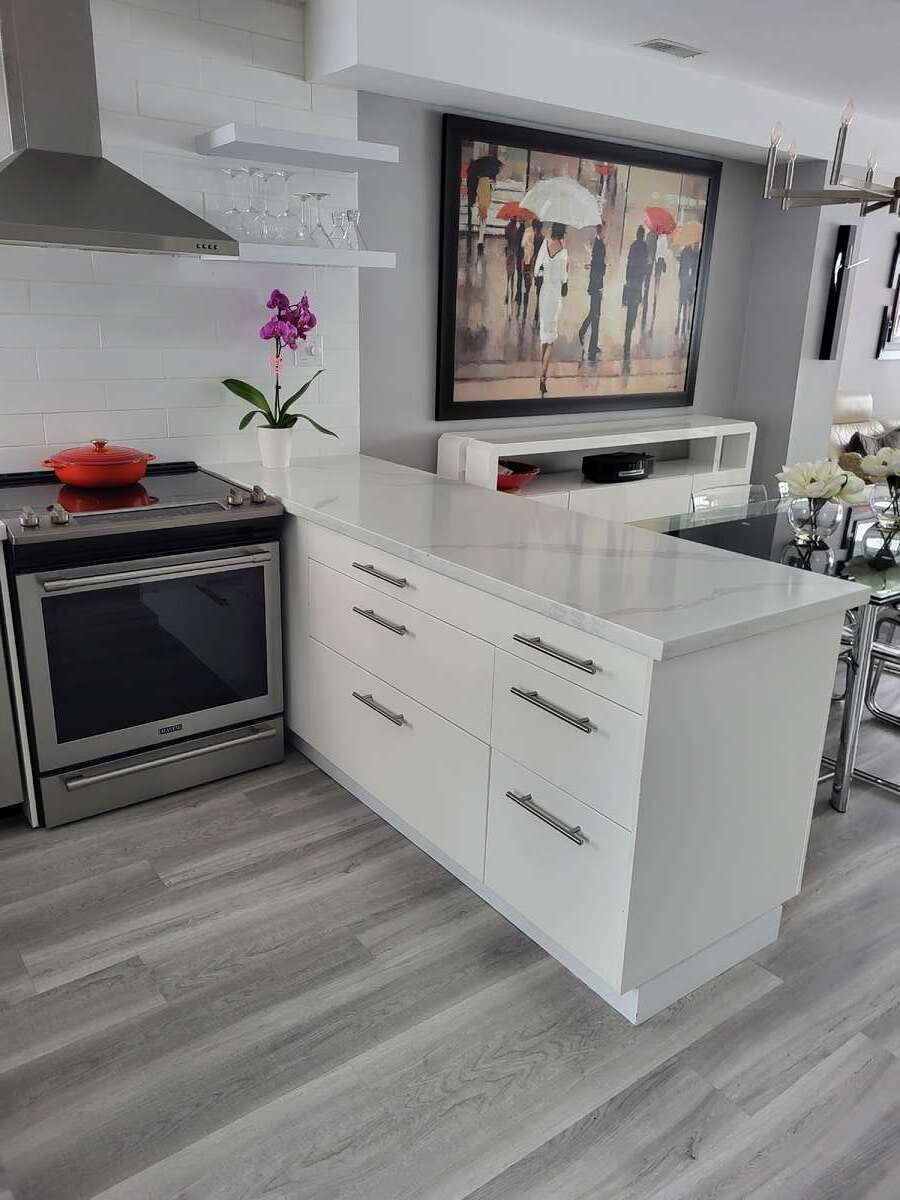 Kitchen Counter to Dining Area