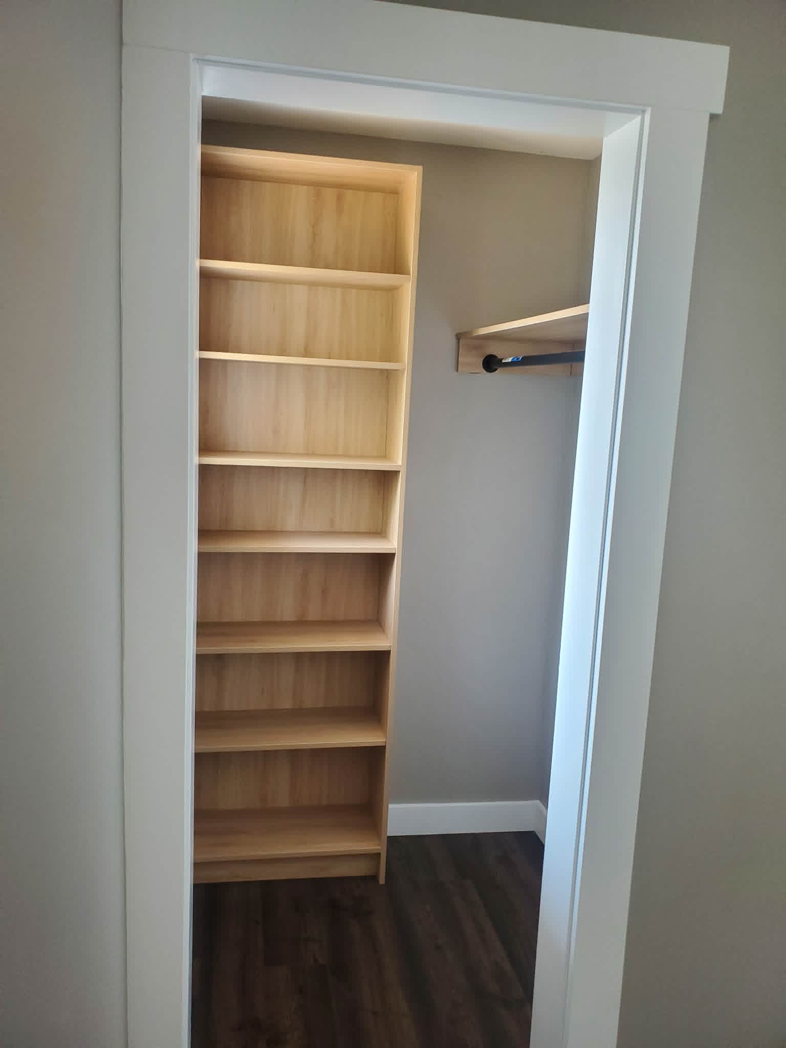 Renovated 4 b/r split level home w Separate Suite