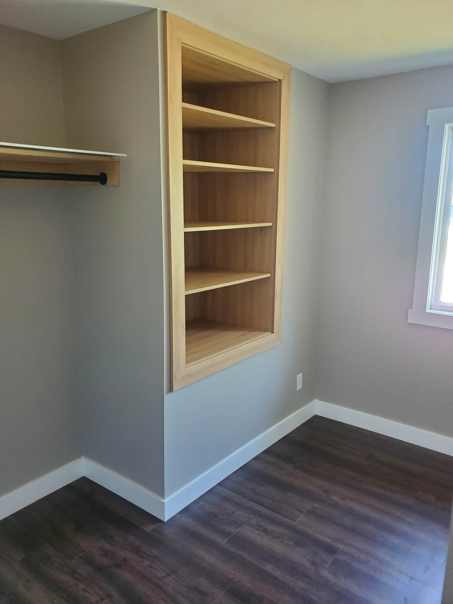 Renovated 4 b/r split level home w Separate Suite