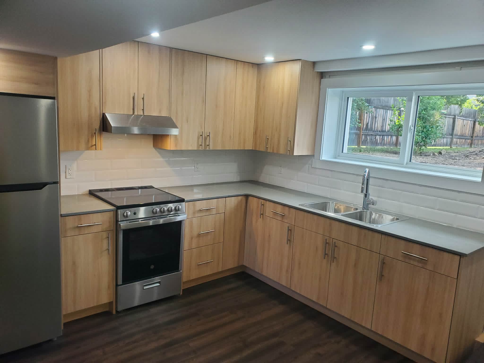 Renovated 4 b/r split level home w Separate Suite