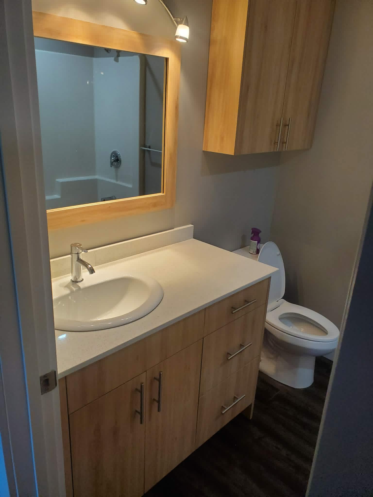 Renovated 4 b/r split level home w Separate Suite