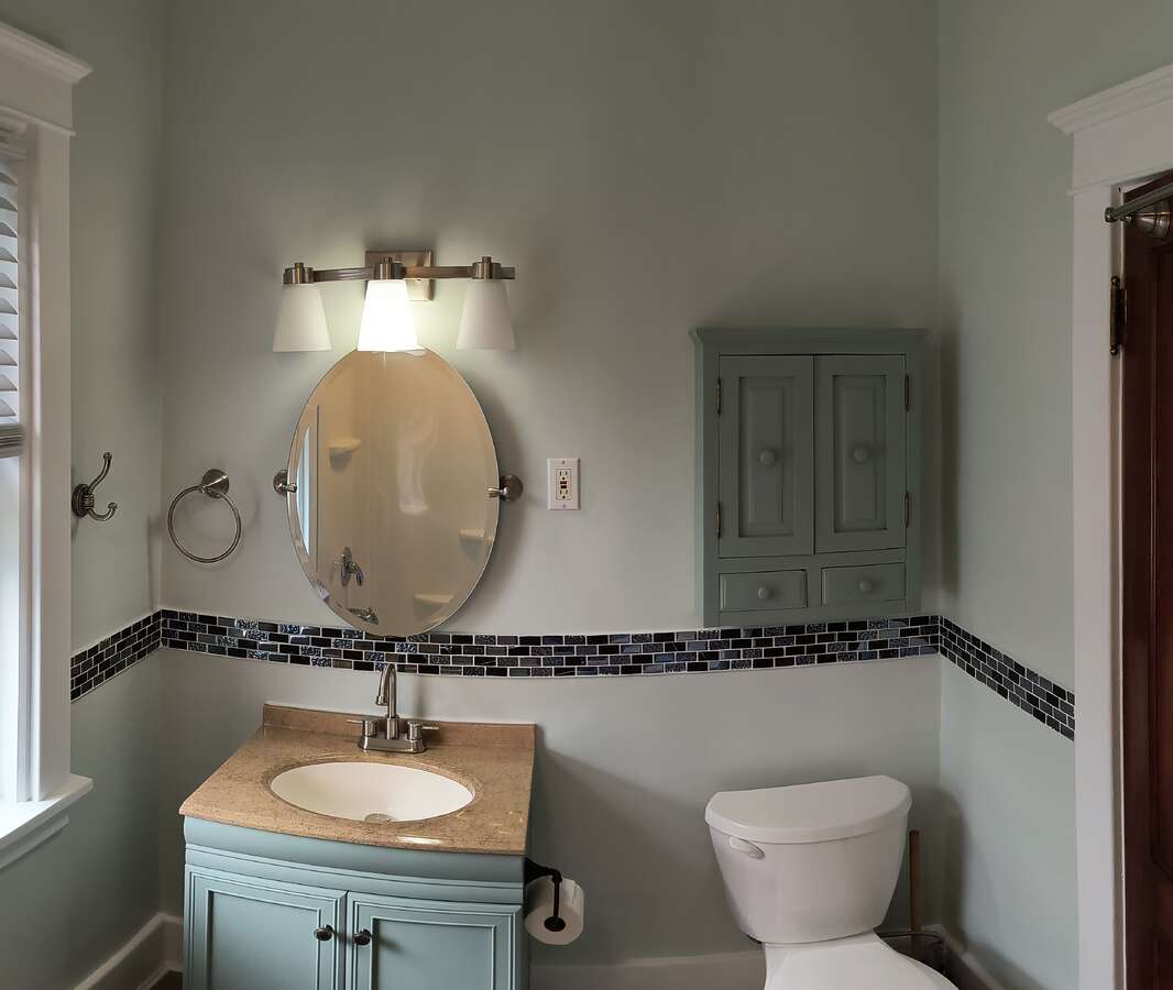 Move-in-ready Bungalow in the Heart of Sarnia