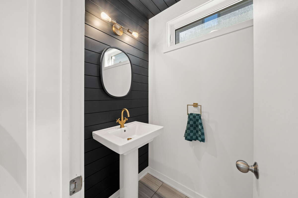 Beautifully Upgraded 4-Bedroom Home!
