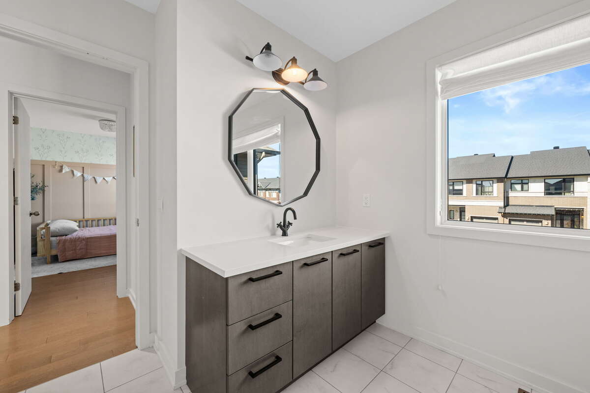 Beautifully Upgraded 4-Bedroom Home!