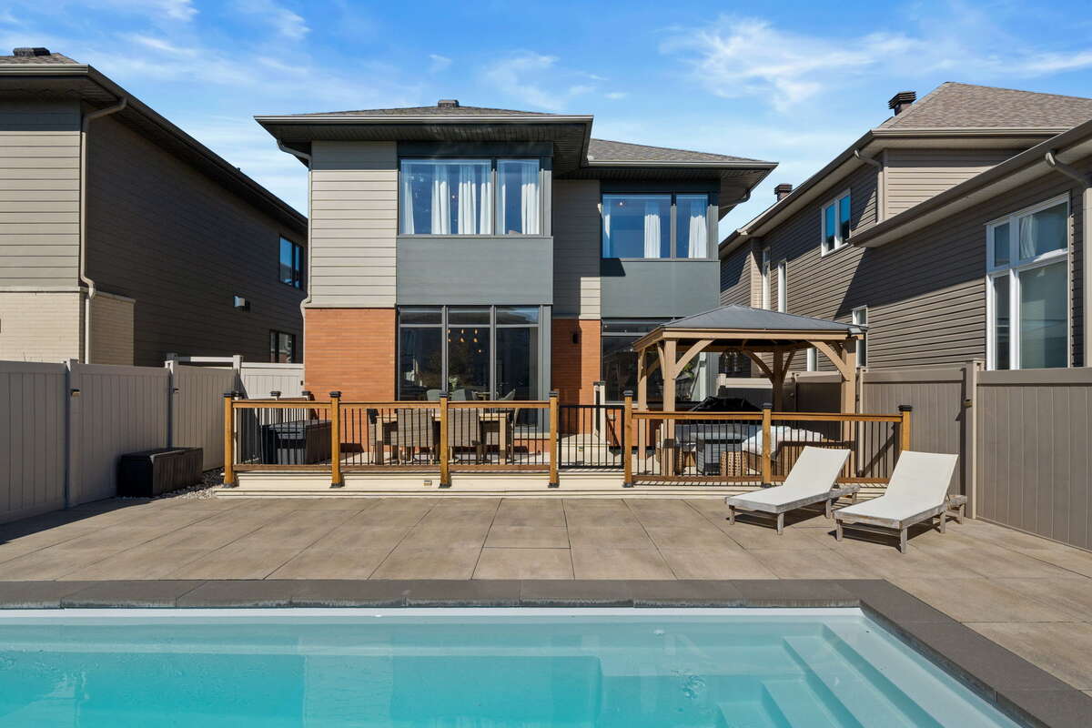 Beautifully Upgraded 4-Bedroom Home!