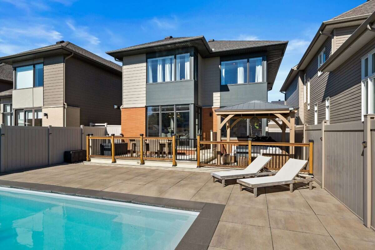 Beautifully Upgraded 4-Bedroom Home!