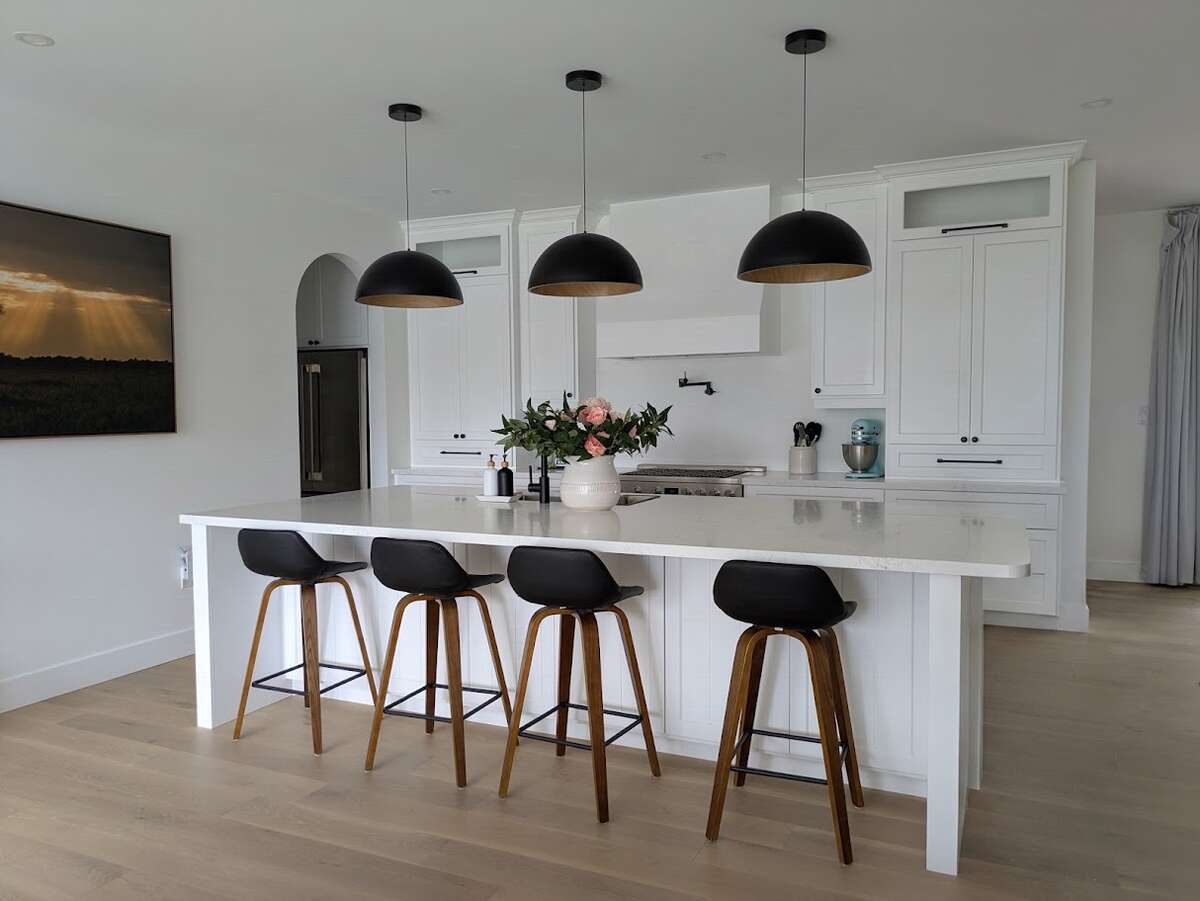 Bright, modern design, 3 bedroom bungalow 