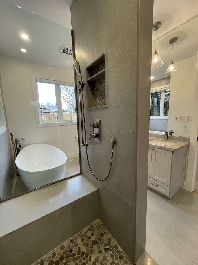 Bright, modern design, 3 bedroom bungalow 