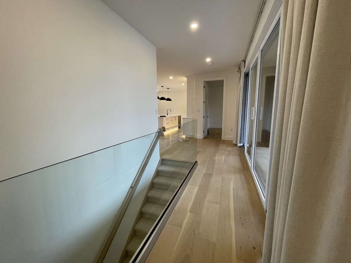 Bright, modern design, 3 bedroom bungalow 