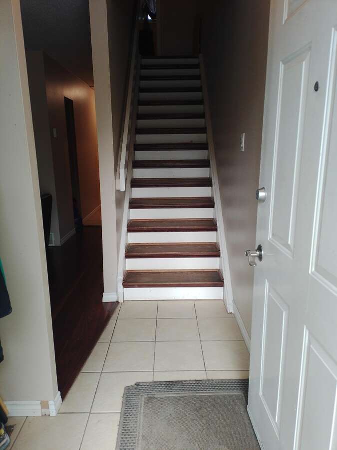 3 Bedroom 2 bathTownhouse