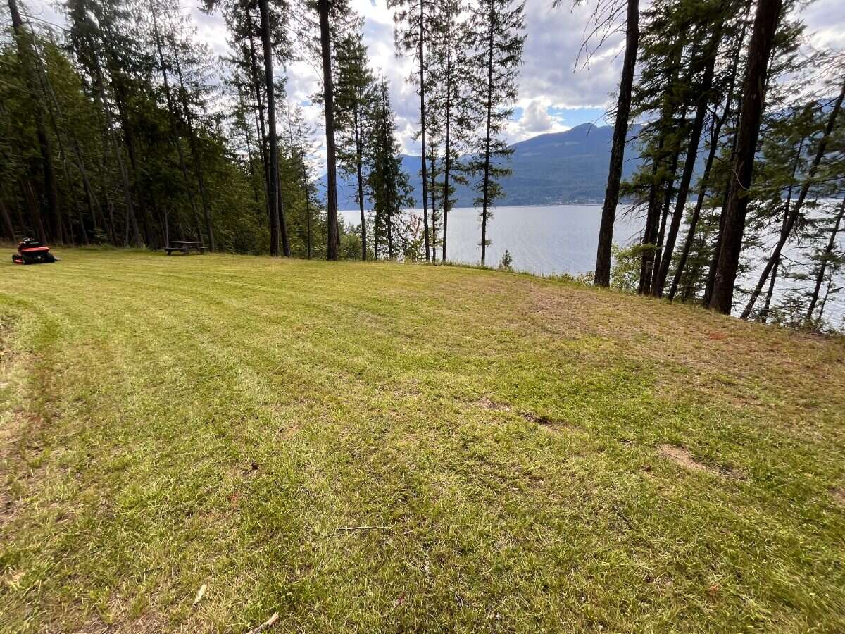 Private Waterfront 300ft. 7.2 acres ready to build