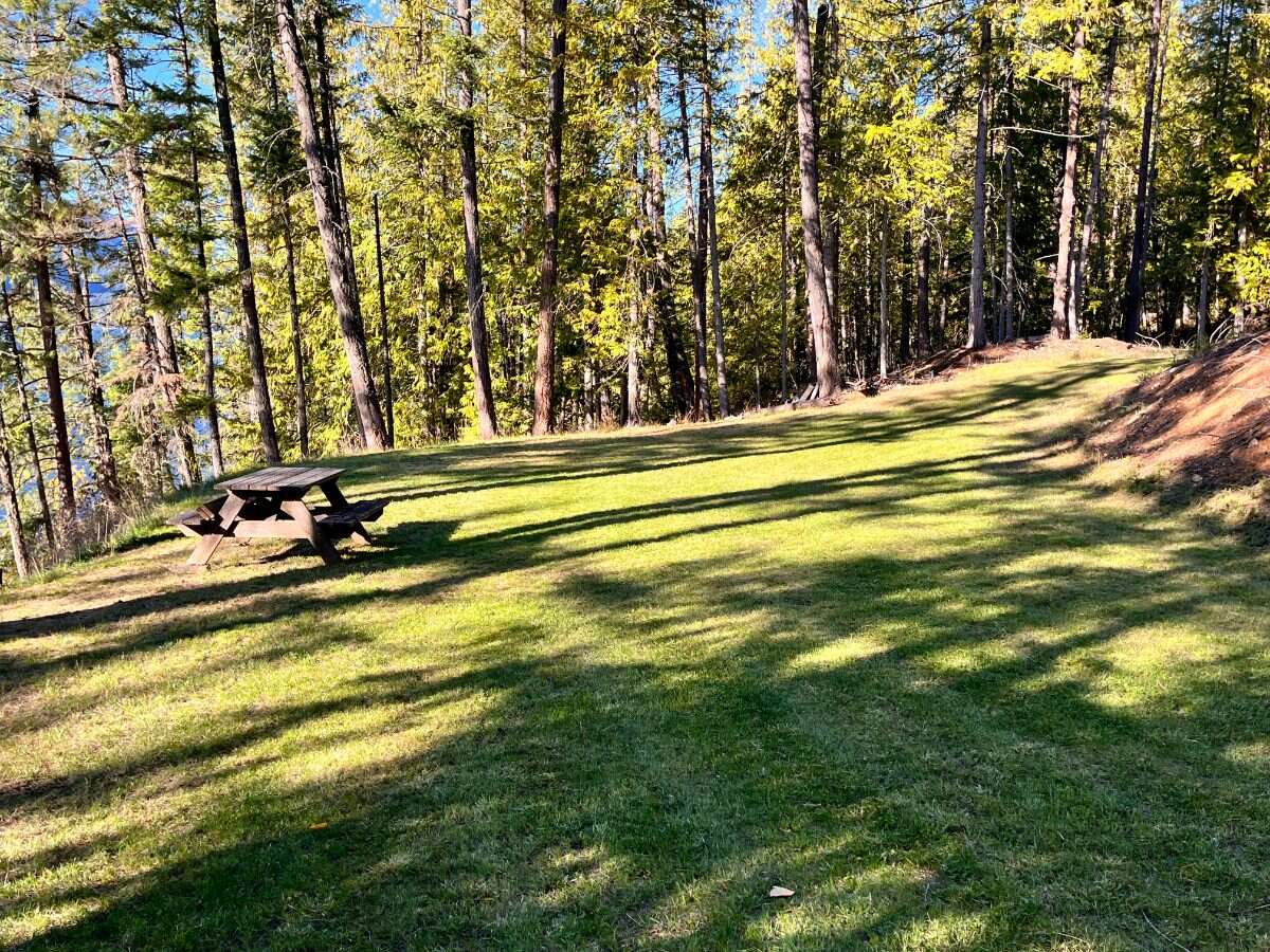 Private Waterfront 300ft. 7.2 acres ready to build