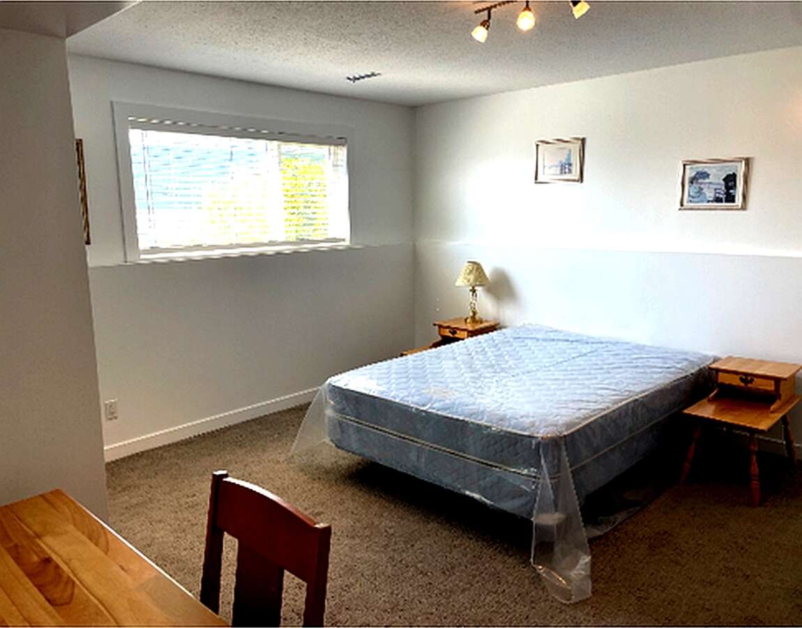 Home with mother in-law suite, shop ,garage
