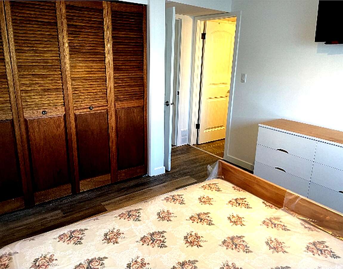 Home with mother in-law suite, shop ,garage