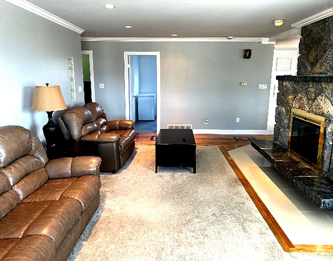 Home with mother in-law suite, shop ,garage