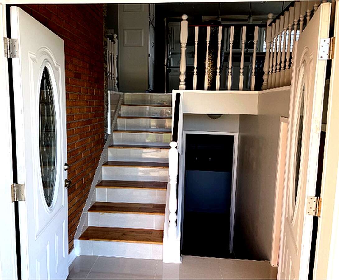 Home with mother in-law suite, shop ,garage