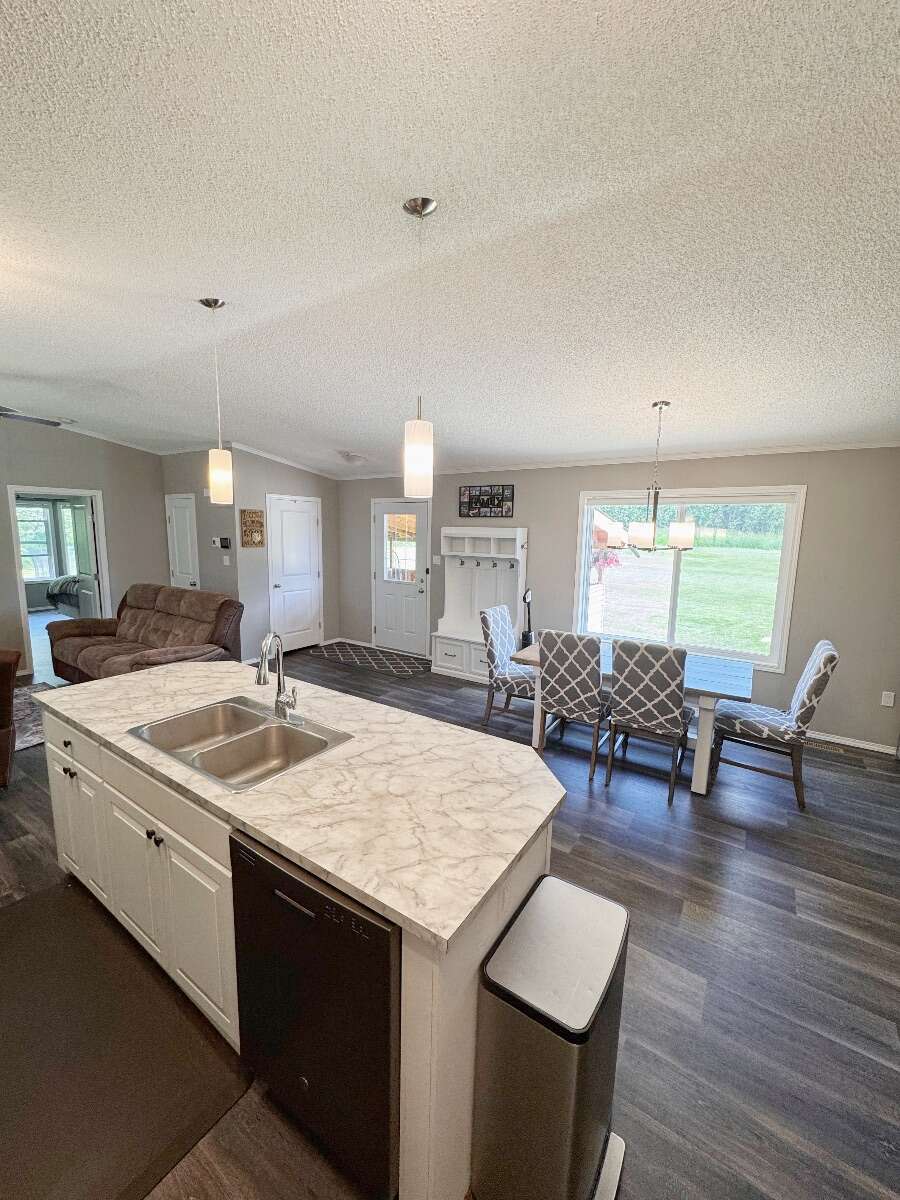 Rural Acreage With Spacious Home & Commercial Shop