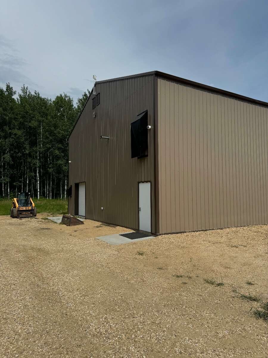 Rural Acreage With Spacious Home & Commercial Shop