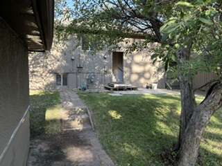 Inner city home & lot on Park suited for building!