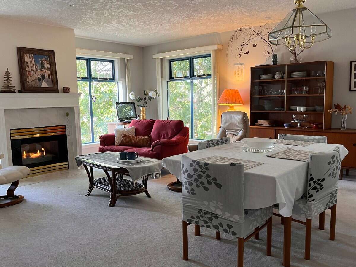 2 bedroom, top floor condo in Cook St Village