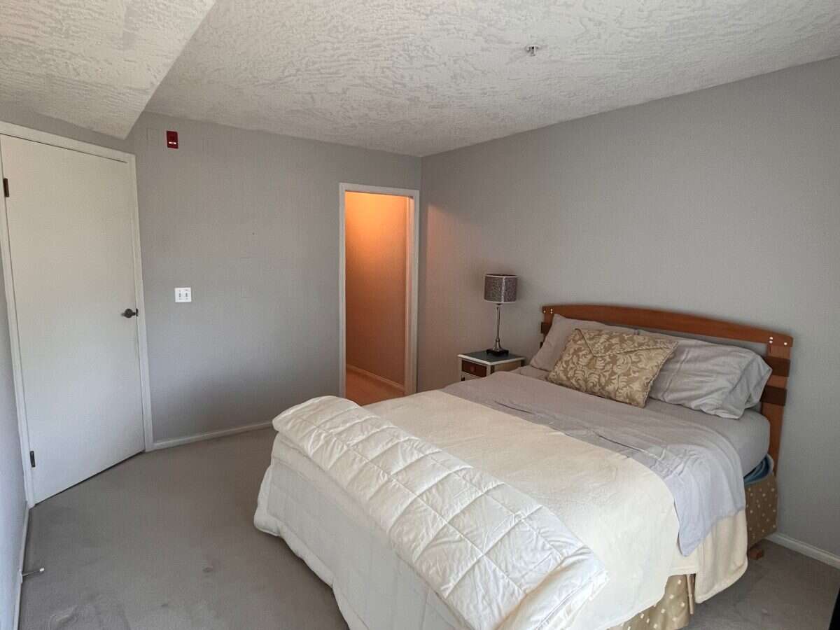 2 bedroom, top floor condo in Cook St Village
