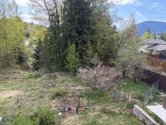 Building lot for sale in lower Rossland