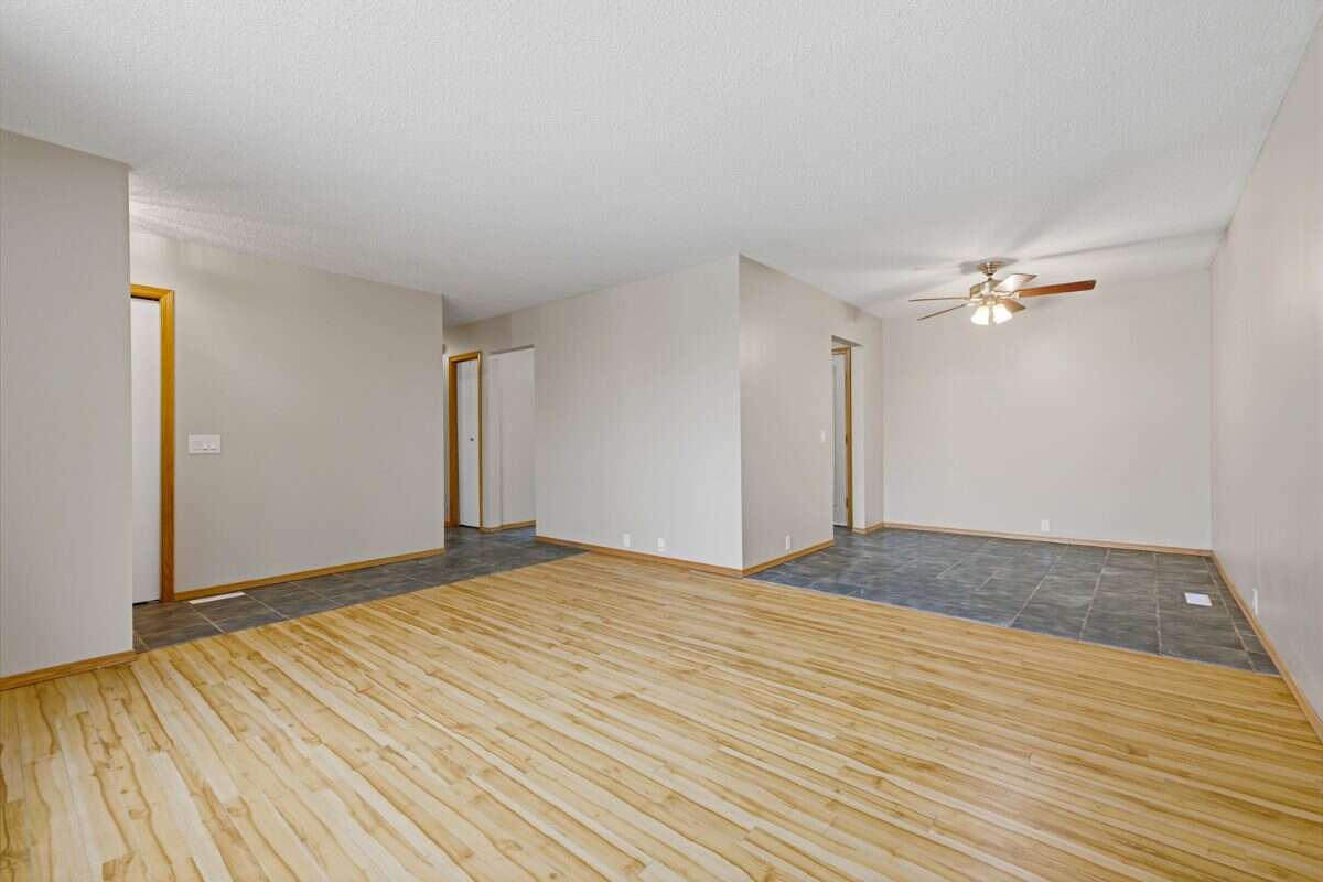 Well-established family home! 