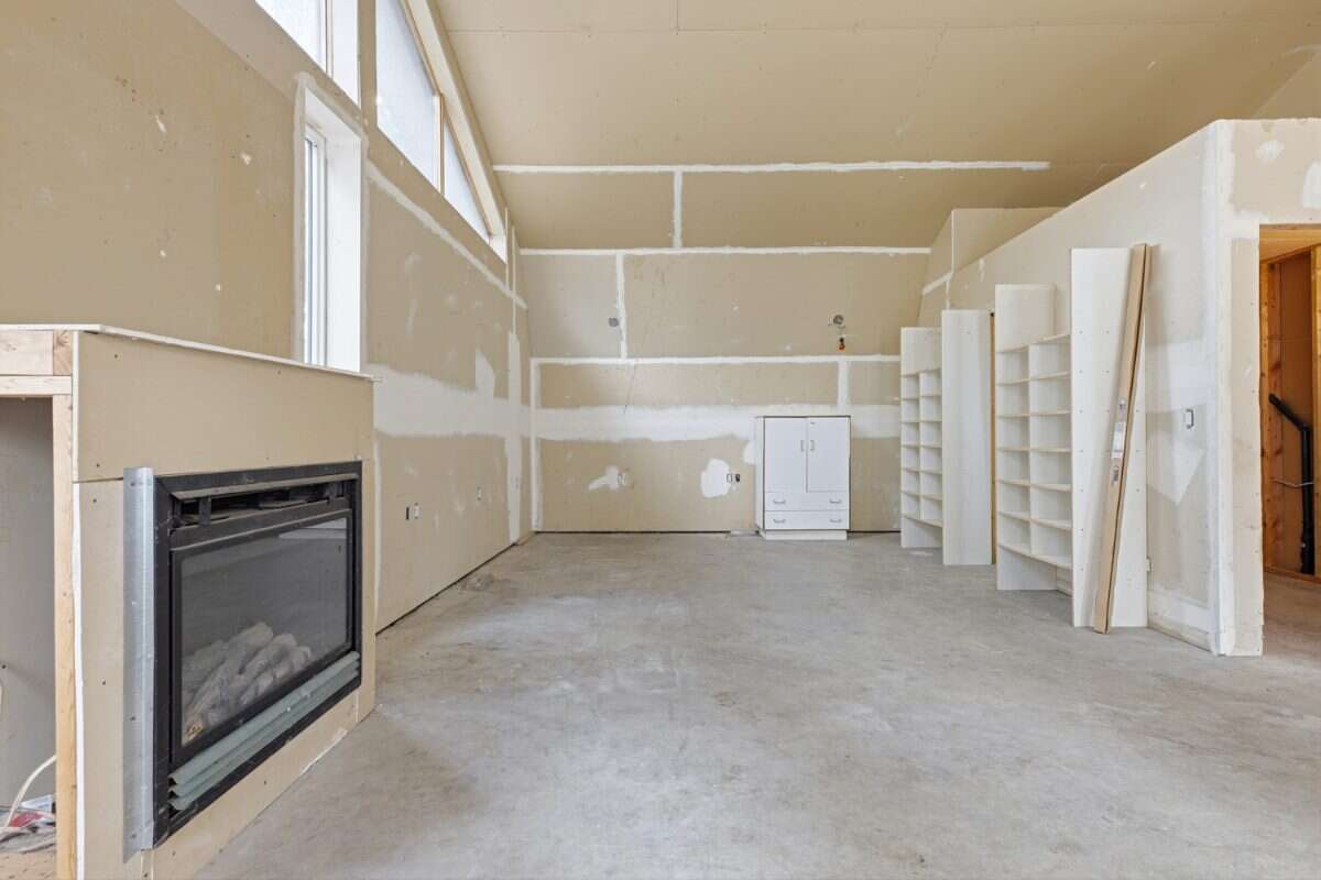 Well-established family home! 