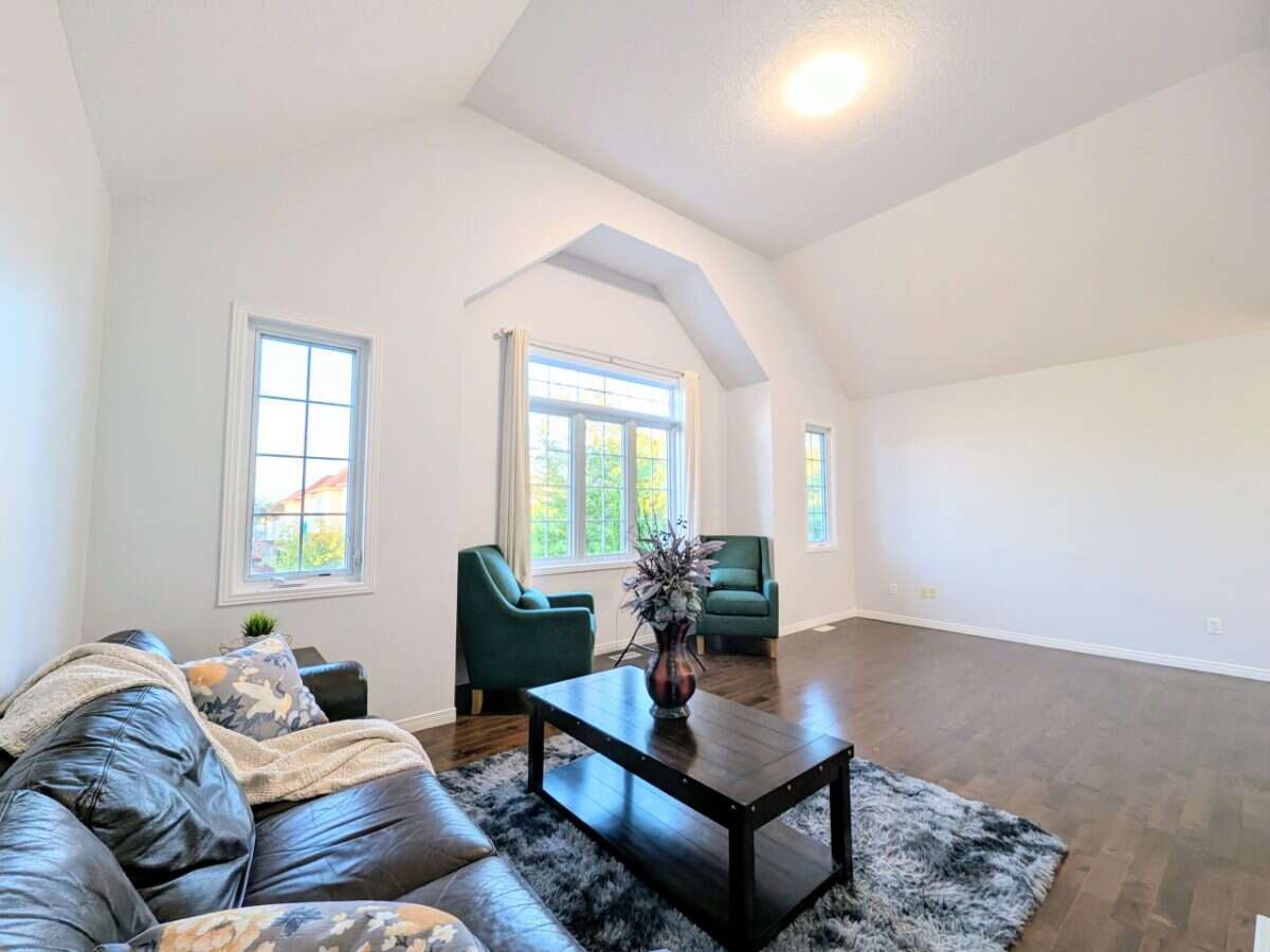 3 + 1 Bedroom Detached Home in Laurelwood Waterloo