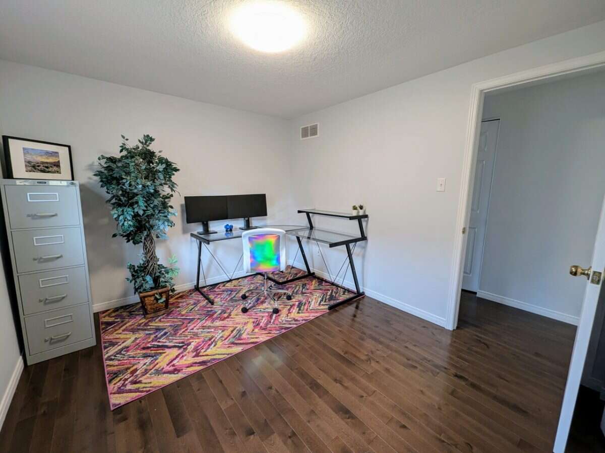 3 + 1 Bedroom Detached Home in Laurelwood Waterloo
