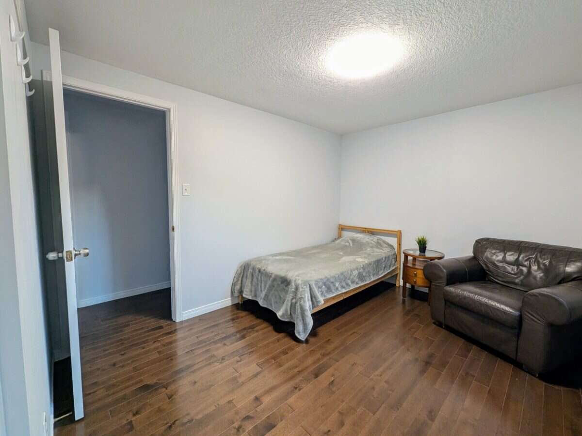 3 + 1 Bedroom Detached Home in Laurelwood Waterloo