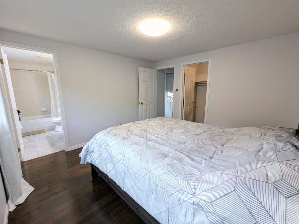 3 + 1 Bedroom Detached Home in Laurelwood Waterloo