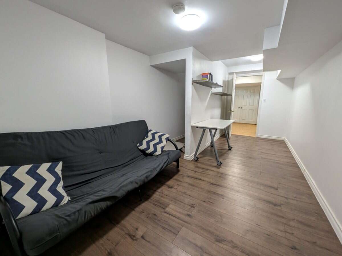 3 + 1 Bedroom Detached Home in Laurelwood Waterloo
