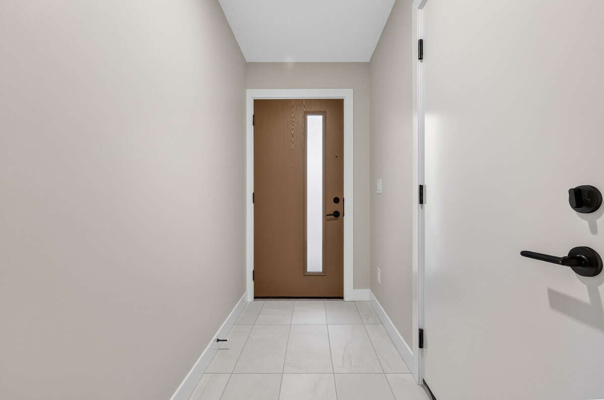 Lower level Entrance