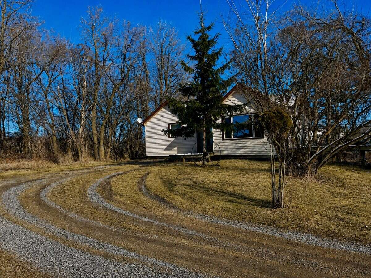 2780 Highway 35 S