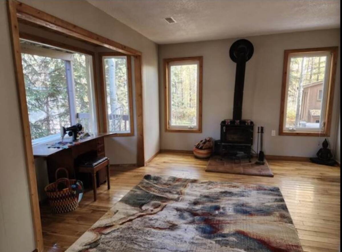  For Sale in Pigeon Lake, 