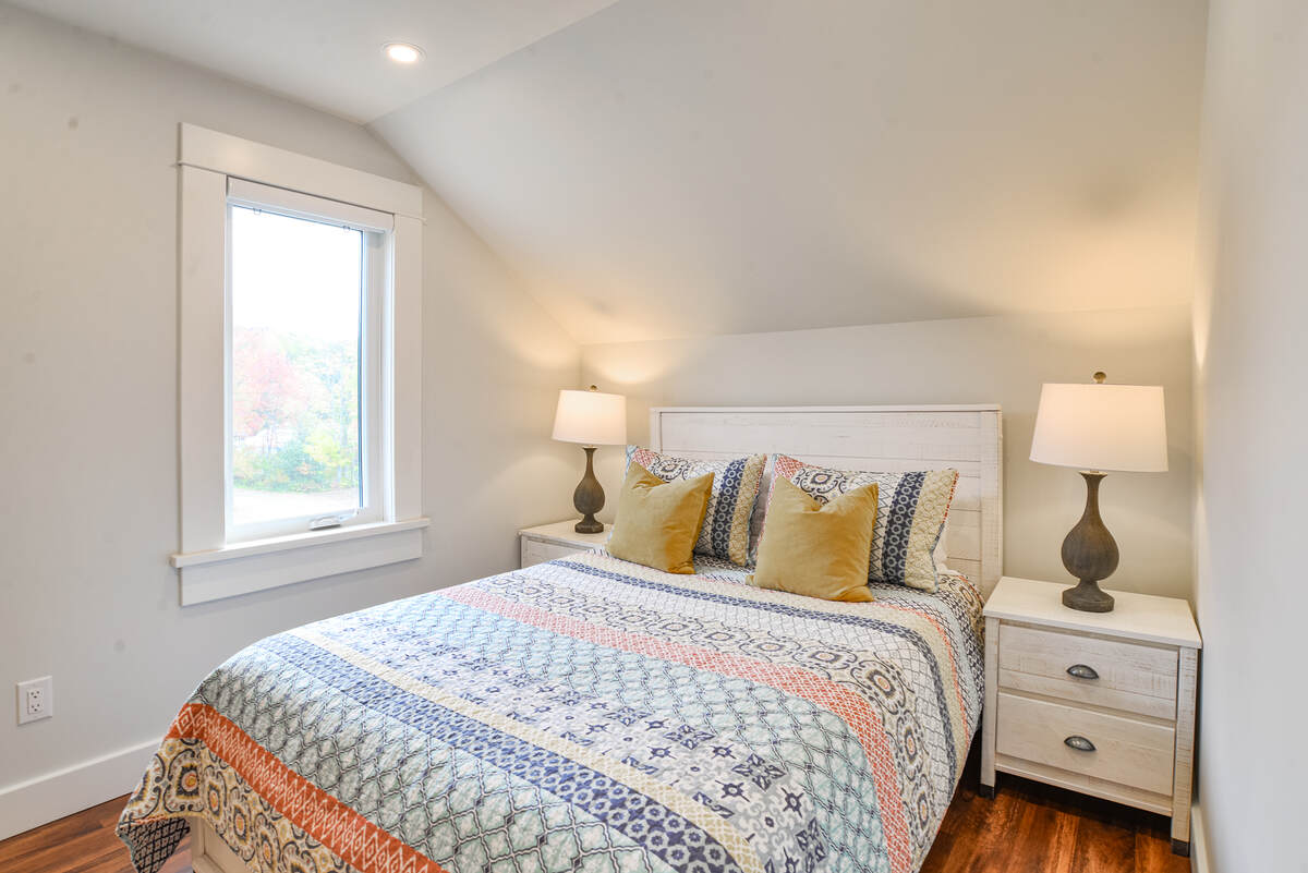 Main House 2nd Bedroom