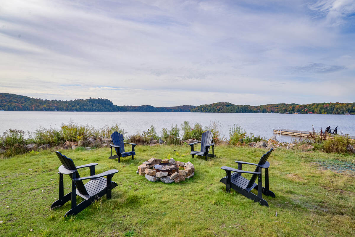 Shoreline Firepit and Sitting Area