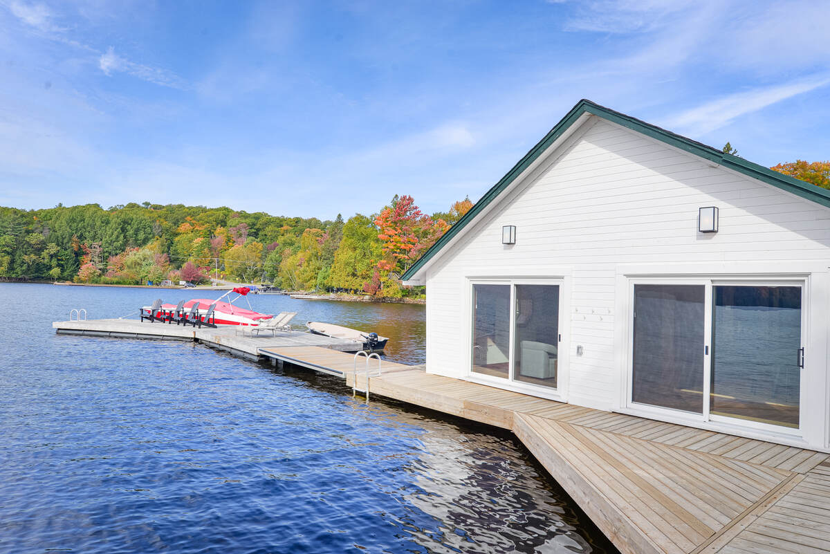 Boathouse Entertainment Room Dock and Entrance