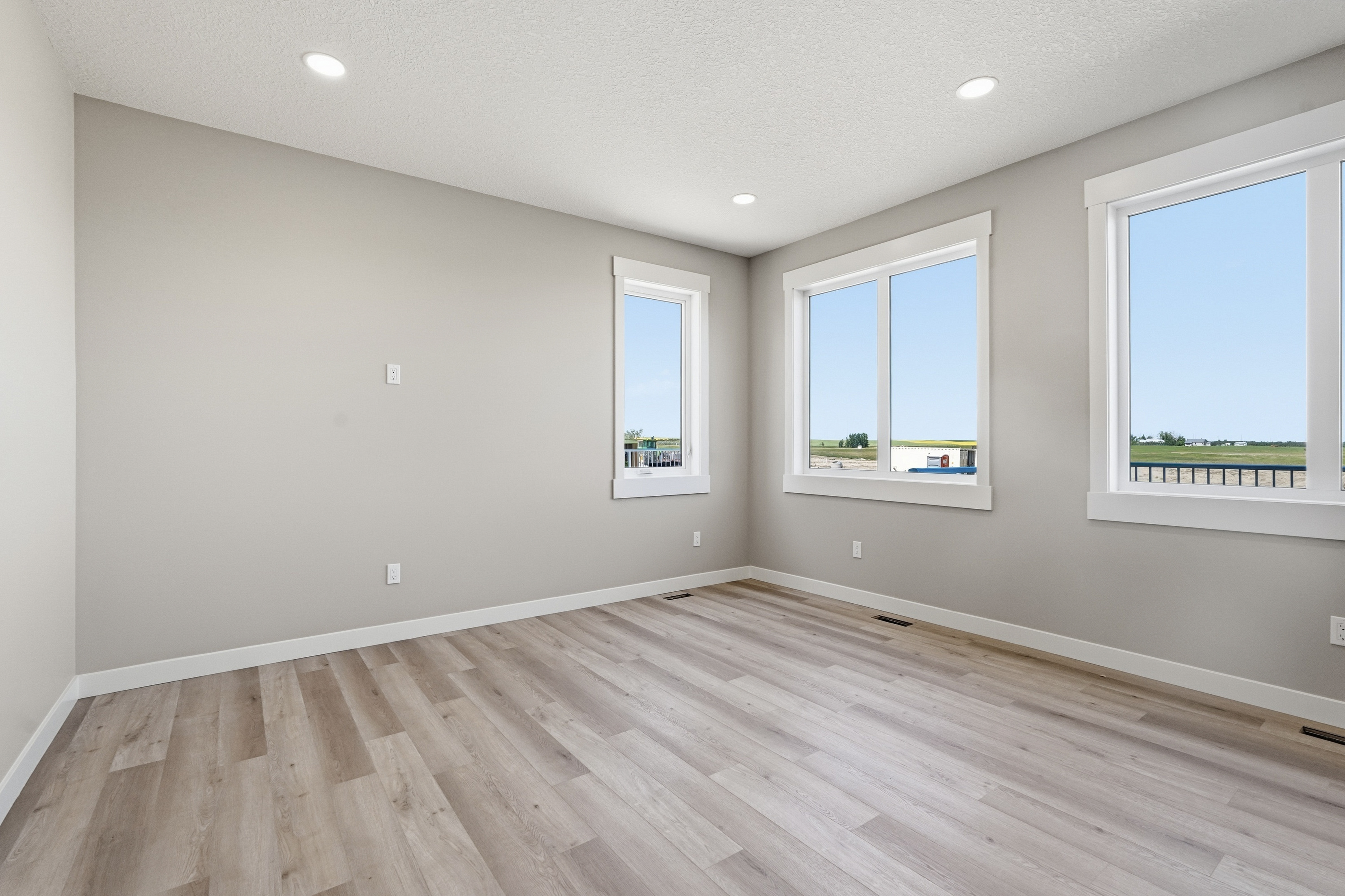 Beautiful newly-built family home