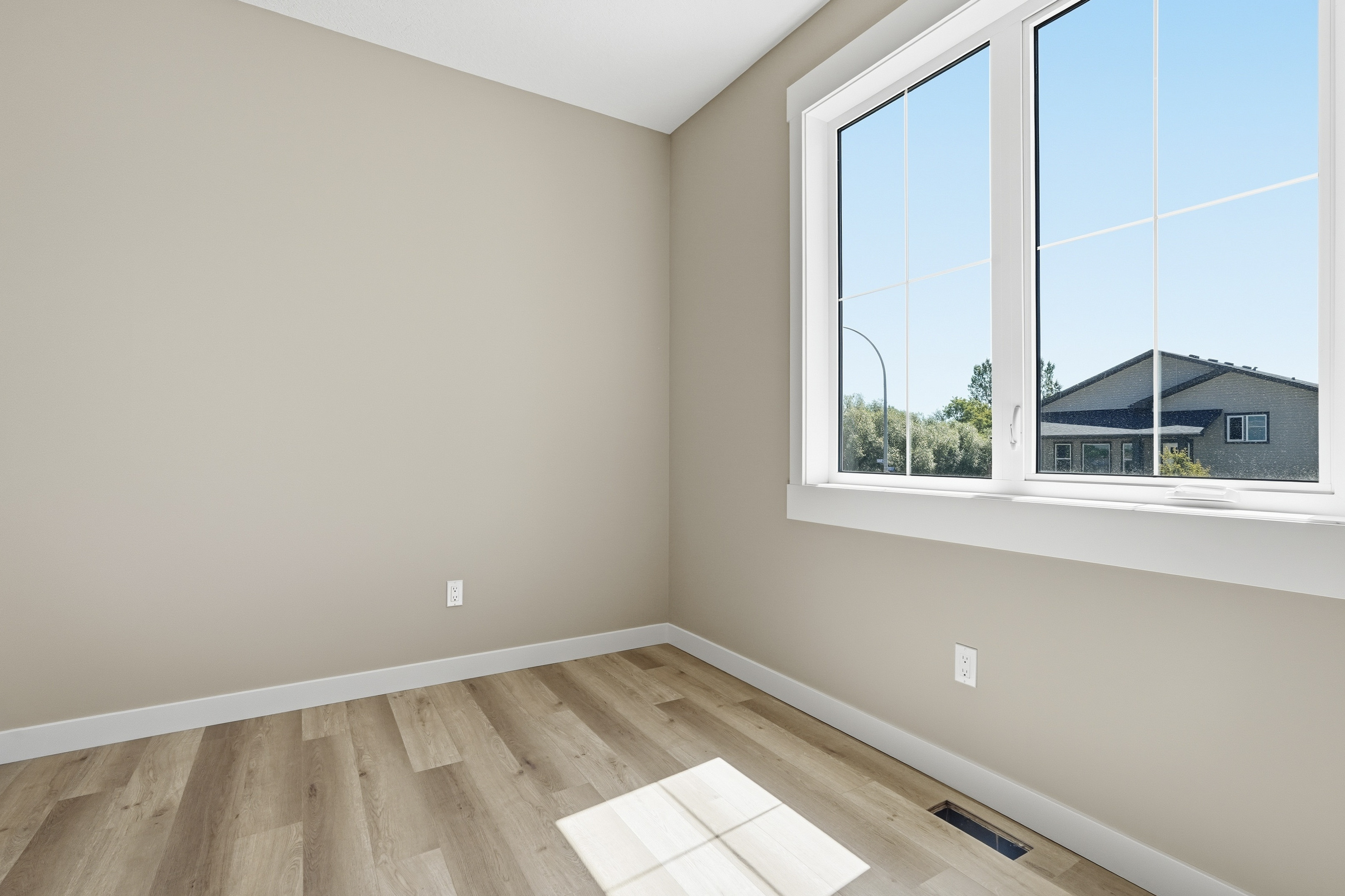 Beautiful newly-built family home