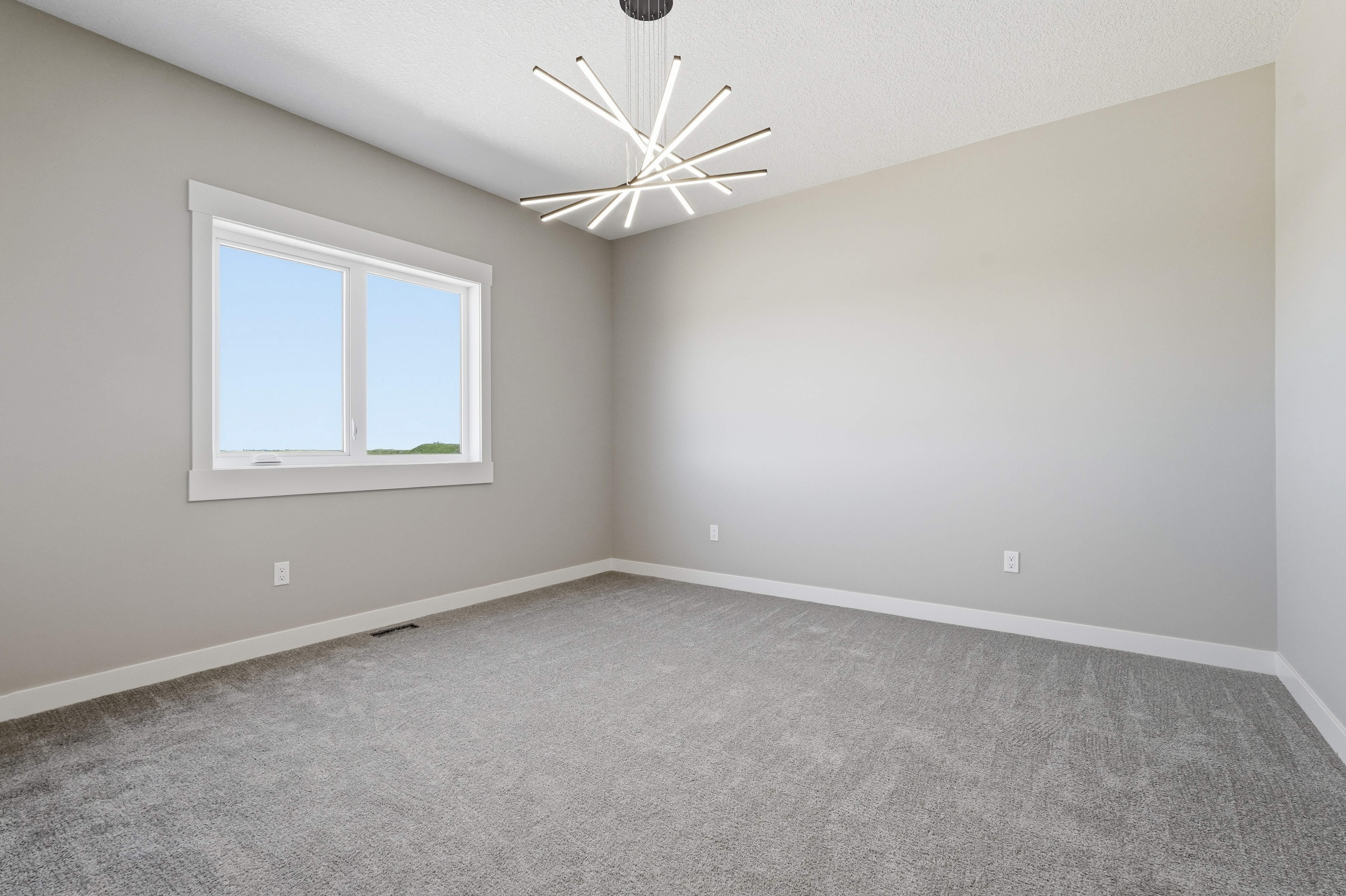 Beautiful newly-built family home