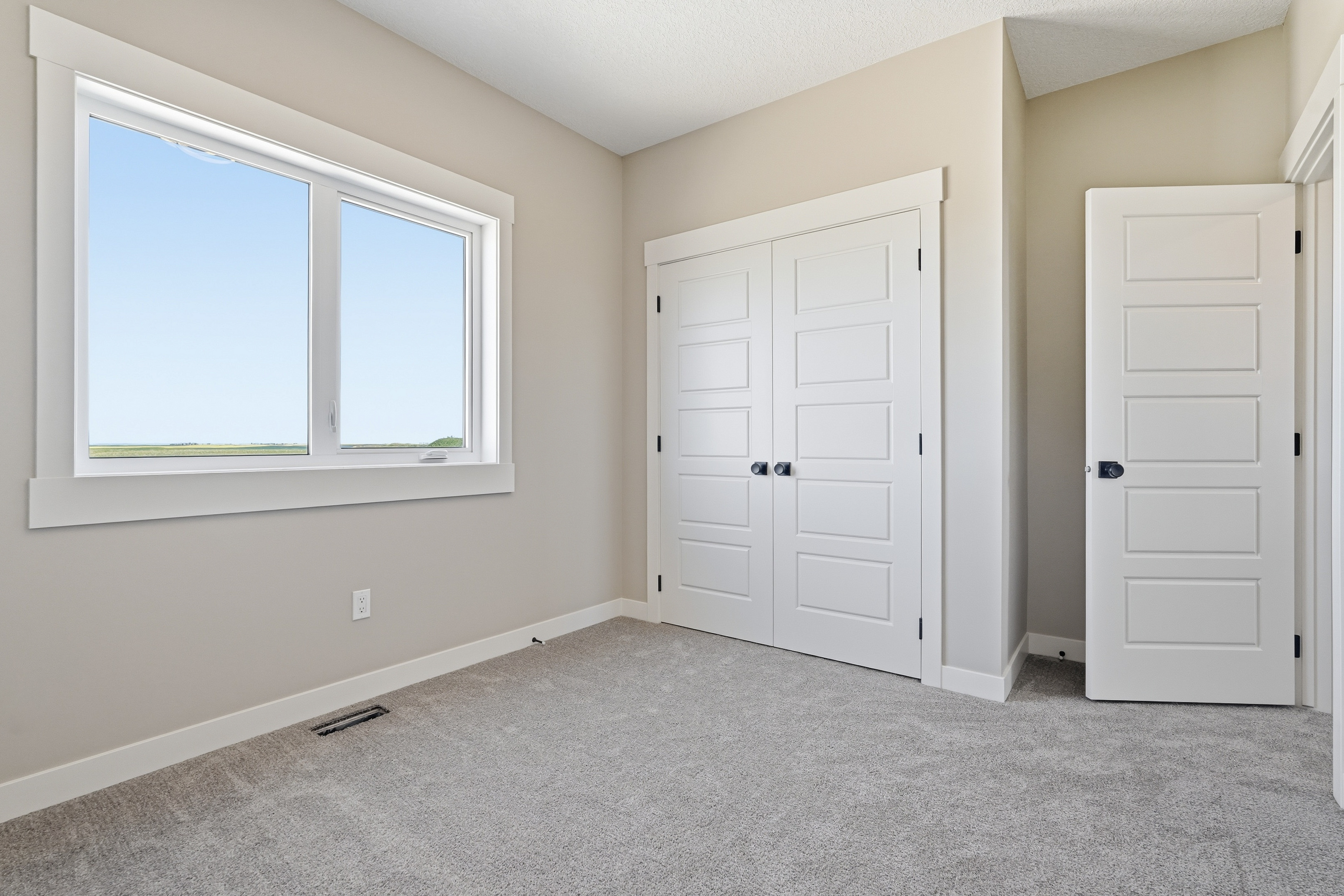 Beautiful newly-built family home