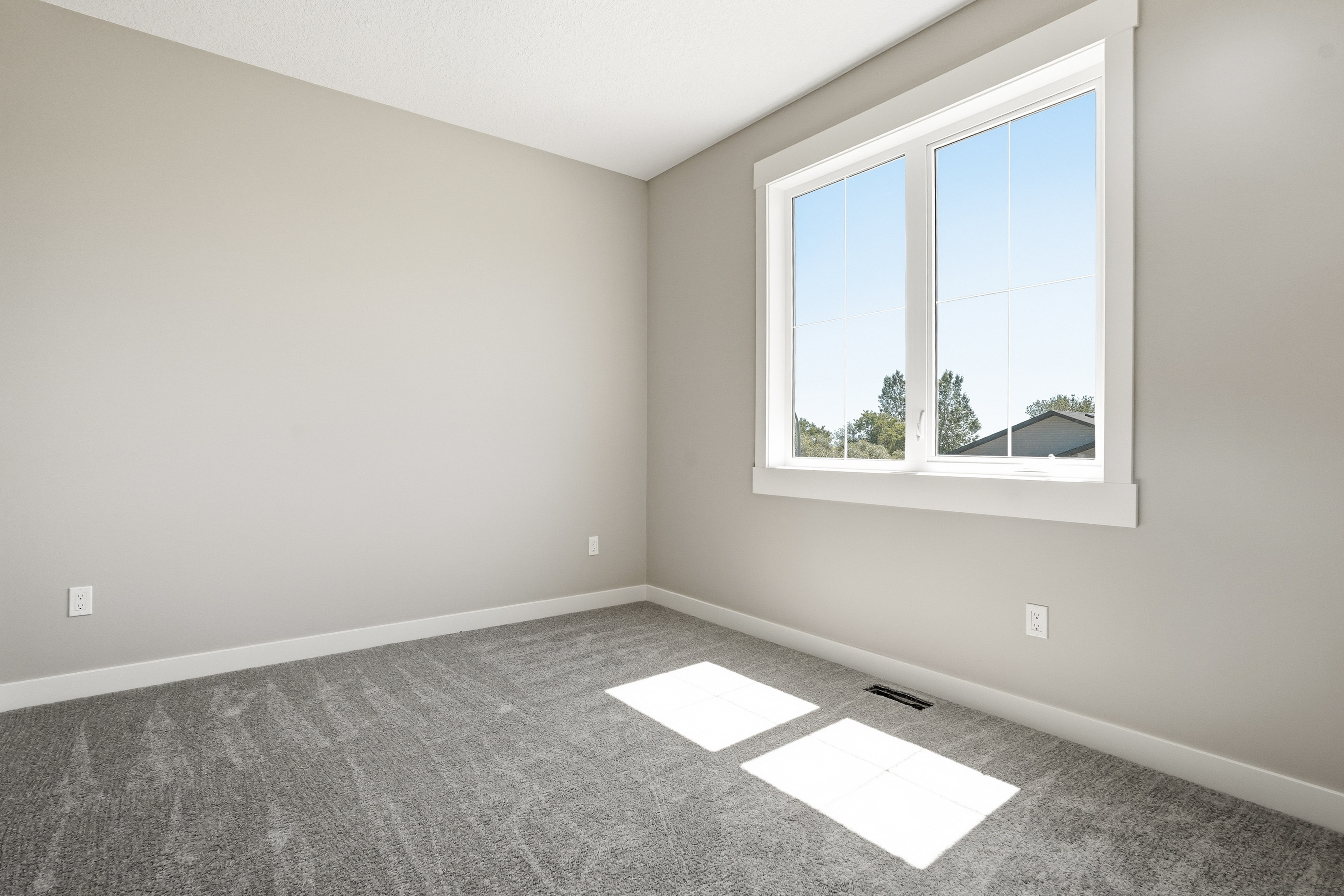 Beautiful newly-built family home