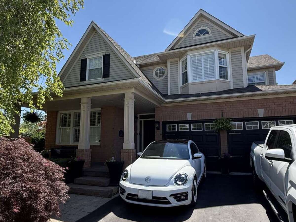 5673 Roseville Court