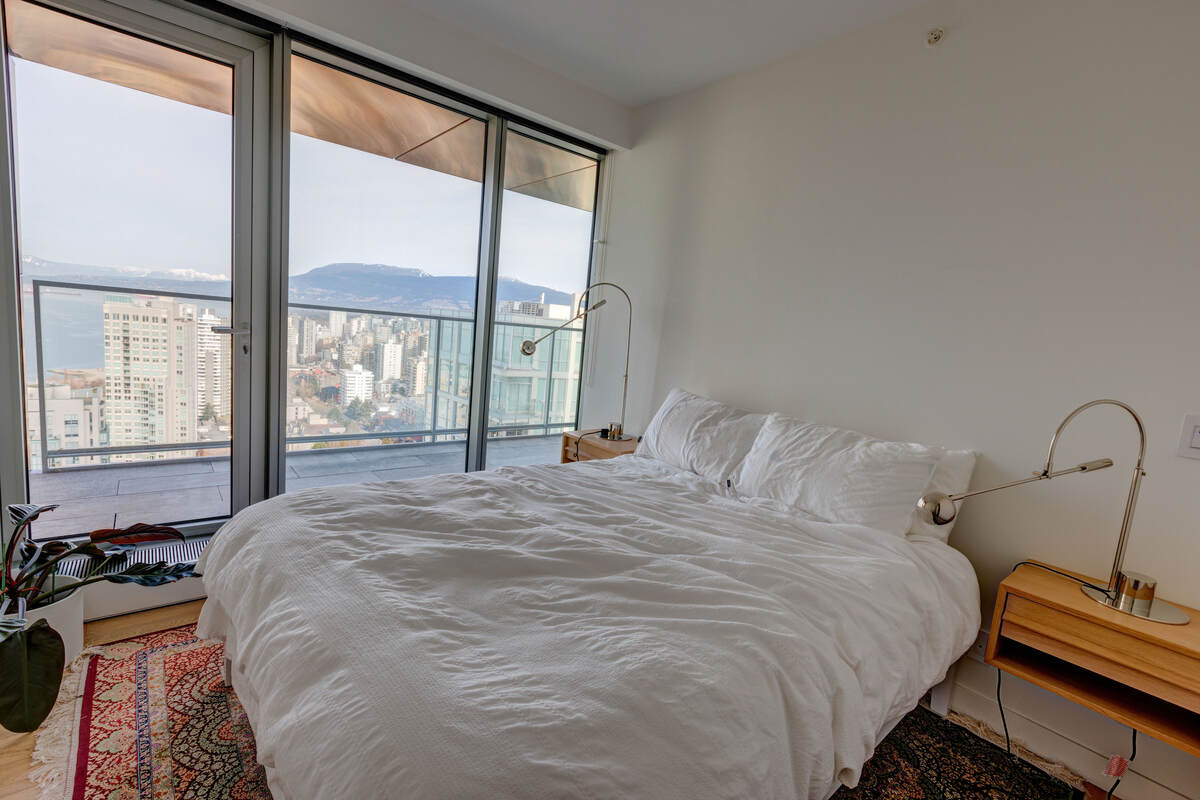 English Bay Sunset from the third bedroom