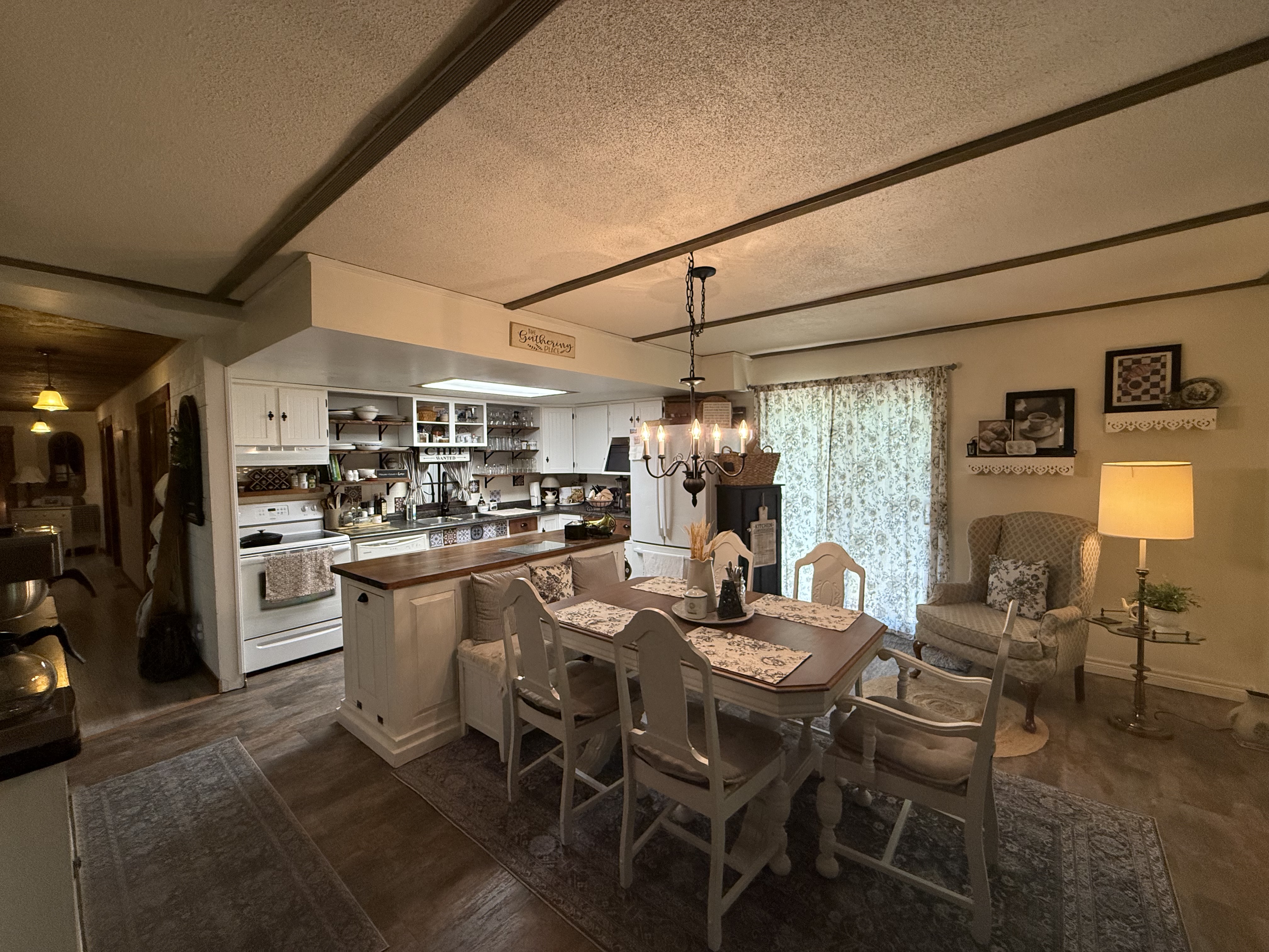 Four Season Cottage/Home